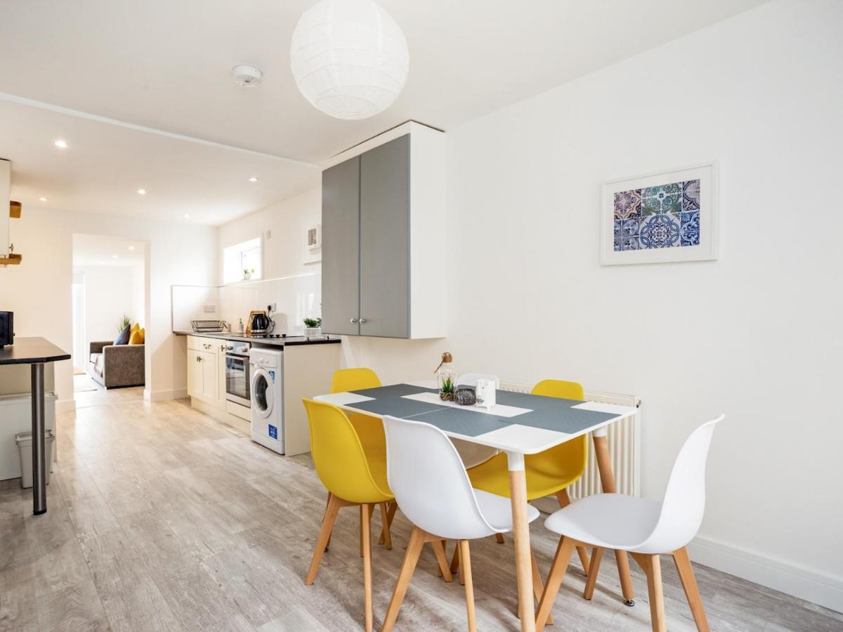 Fabulous 6 Sleeper! Great Location! Villa Windsor Buitenkant foto